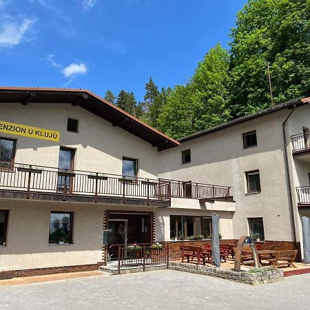 Penzion U Kluju Vestin Exterior foto