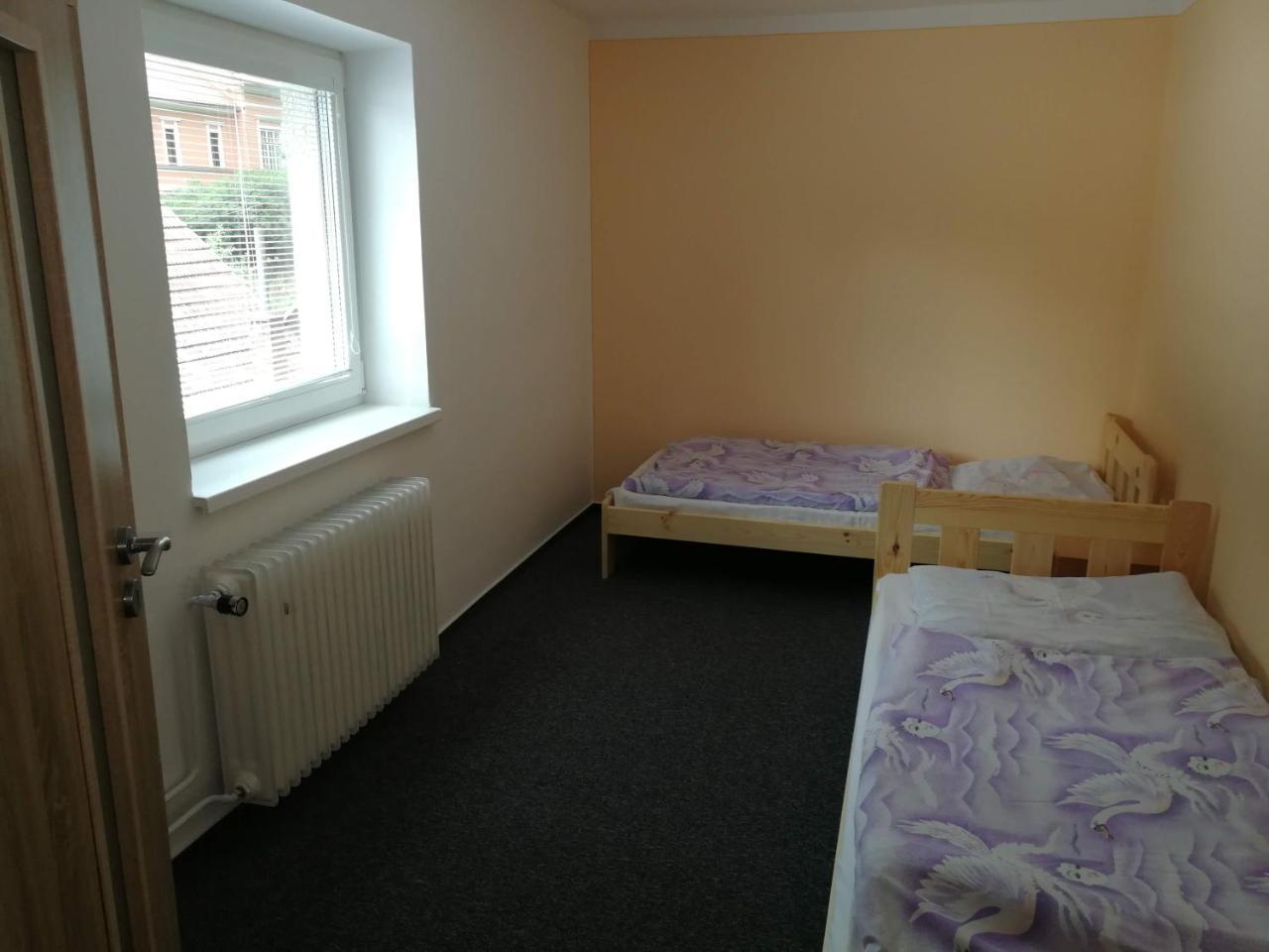 Penzion U Kluju Vestin Exterior foto
